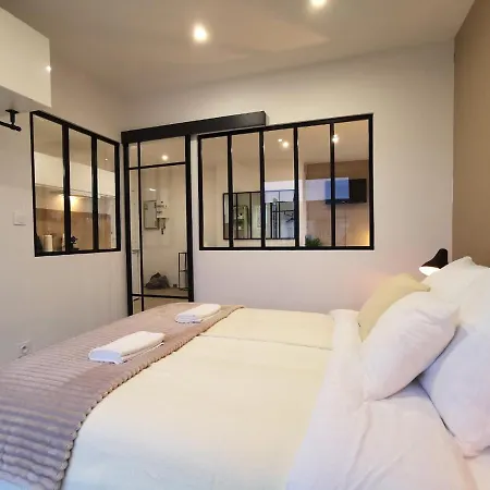 La Verriere - Cocon Lumineux & Confort - Balcon Et Parking Gratuit Sur Place Apartment *